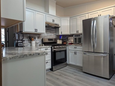 You must see this well-maintained home featuring a brand-new - photo 8