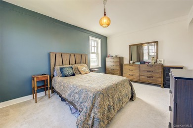 Welcome to this stunning Top-Floor 2-Bedroom, 2-Bath in an - photo 20