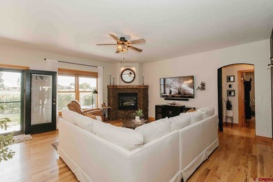 Welcome home to this beautifully updated ranch-style retreat in - photo 20
