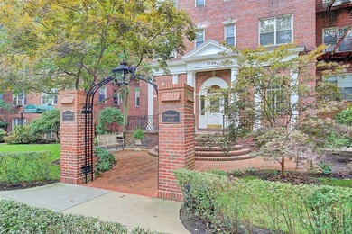 Welcome to this stunning Top-Floor 2-Bedroom, 2-Bath in an - photo 27