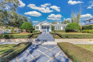 Lake Home For Sale in Orlando, Florida