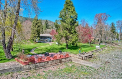 Rogue River Home For Sale in Grants Pass Oregon