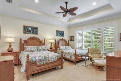 Gorgeous 2 BR, 2 BA condo boasts sophistication and luxury - photo 14