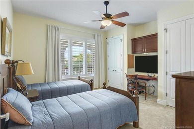 Gorgeous 2 BR, 2 BA condo boasts sophistication and luxury - photo 18