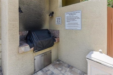 Gorgeous 2 BR, 2 BA condo boasts sophistication and luxury - photo 34