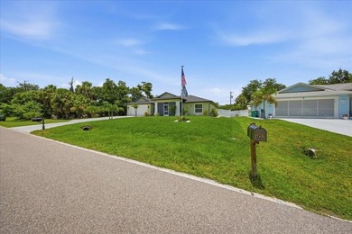 Beautifully maintained 3/2 home offers a blend of modern comfort - photo 8
