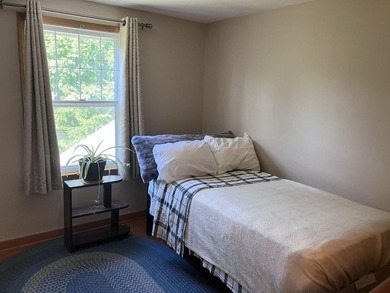 Spacious 4BR/3BA home in Quake Heights with 2,520 sq. ft. in - photo 22