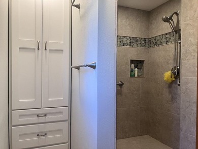 Spacious 4BR/3BA home in Quake Heights with 2,520 sq. ft. in - photo 25