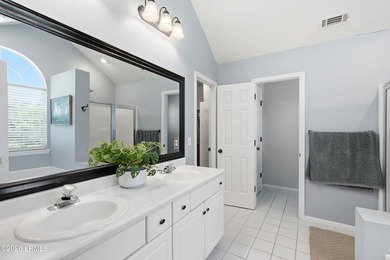HIGHLY MOTIVATED SELLERS AND A NEW PRICE! PLUS SELLER IS - photo 39