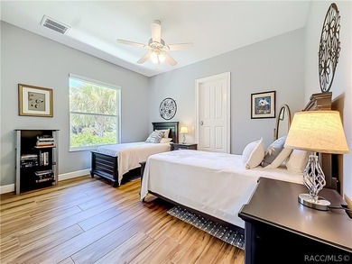 Welcome to waterfront living on one of Crystal River's most - photo 40