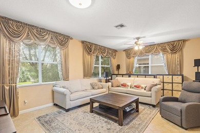 Beautiful 3 bedroom 3 bathroom 3 Car Garage home which is Easily - photo 9