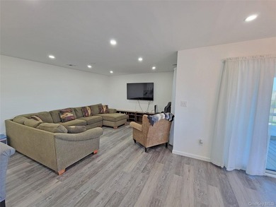 Deeded Beach and Dock Rights. Exceptional opportunity in one of - photo 11