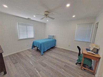 Deeded Beach and Dock Rights. Exceptional opportunity in one of - photo 20