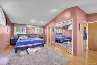 Welcome to this beautifully maintained home nestled in the heart - photo 21