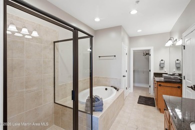 This BEAUTIFUL condo UNIT 4403 is one of the SPACIOUS 2005 sqft - photo 24