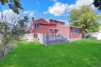 Welcome to this beautifully maintained home nestled in the heart - photo 26