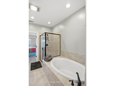This BEAUTIFUL condo UNIT 4403 is one of the SPACIOUS 2005 sqft - photo 27