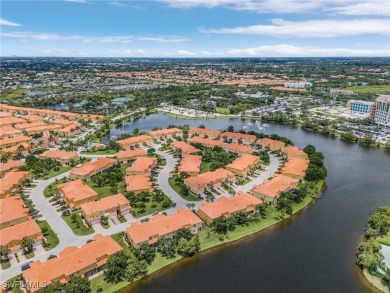 (private lake, pond, creek) Townhome/Townhouse For Sale in Fort Myers Florida