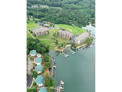 This BEAUTIFUL condo UNIT 4403 is one of the SPACIOUS 2005 sqft - photo 47