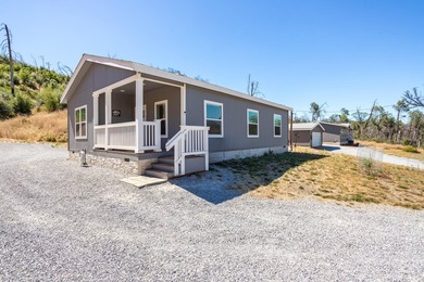 Two homes on 10 acres! It's not often that a property offers - photo 3