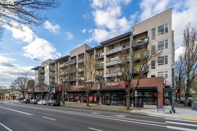 Bright corner condo with sweeping territorial and city views -