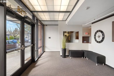 Bright corner condo with sweeping territorial and city views -