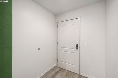 Bright corner condo with sweeping territorial and city views -