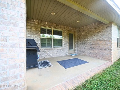 This beautifully maintained all-brick home, built just six years - photo 28