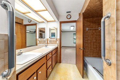Timeless craftsmanship, wide-open spaces, and the kind of horse - photo 43