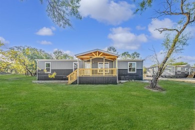 Lake Home For Sale in Bridgeport, Texas