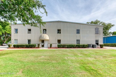 This offering consists of two adjacent warehouse buildings, each - photo 13
