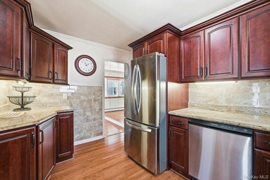 Welcome to this beautifully maintained ranch-style home offering - photo 13