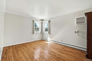 Welcome to this beautifully maintained ranch-style home offering - photo 17
