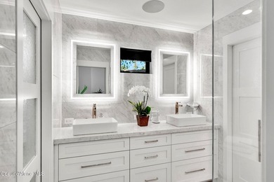 Lake front property with completely reimagined home, finished in - photo 26