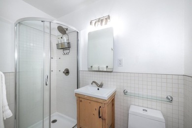 We are very pleased to present a truly unique residential - photo 32