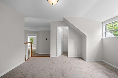 Beautiful, spacious home offering comfort, flexibility and - photo 36