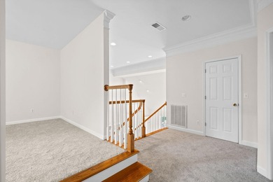 Beautiful, spacious home offering comfort, flexibility and - photo 39