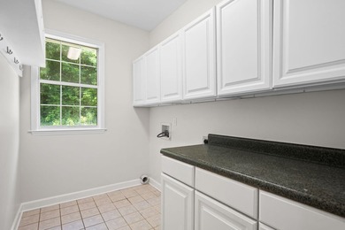 Beautiful, spacious home offering comfort, flexibility and - photo 45
