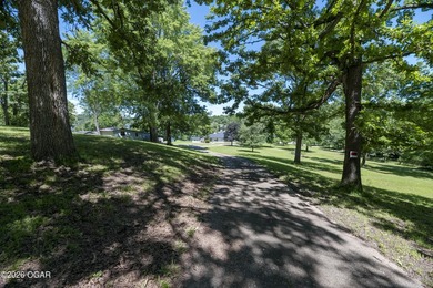 Discover the opportunity to create your own lake-area retreat on - photo 3