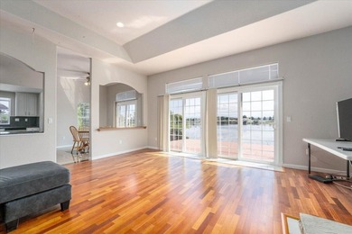 Beautiful Lakefront Living with 150 Feet of Waterfront and Views - photo 7
