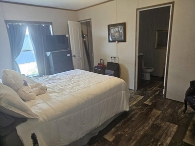 This home is in like new condition in the Sunfish Village mobile - photo 9