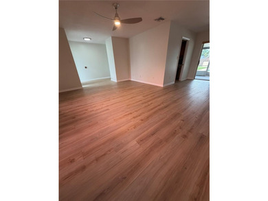 Freshly updated! Welcome to 3024 Blown Feather Lane, Mulberry - photo 2