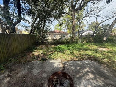 Short Sale. Short Sale - Subject to lender and/or investor - photo 17