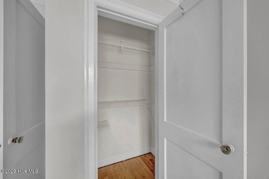 1940's condo with all the charm of wood floors, large rooms, and - photo 22