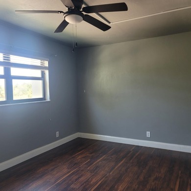 Nice condo priced to sell,below comps. Beautifully remodeled - photo 25