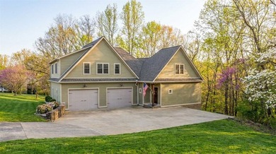 Barren River Lake Home For Sale in Glasgow Kentucky