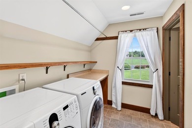 *MOVE-IN READY! Experience lake living at its BEST on Barren - photo 8