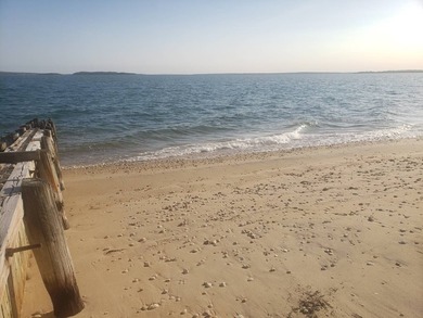 This waterfront is classic Shelter Island. Set on more than half - photo 6