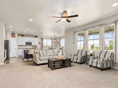 Back on the market due to buyer's contingency! We welcome you to - photo 8