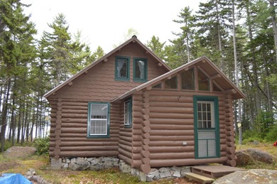 Unique island retreat opportunity on Mooselookmeguntic Lake! - photo 6